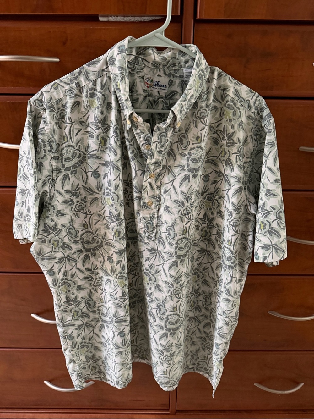 Reyn Spooner Light Green And Blue Floral Short-Sleeve Shirt